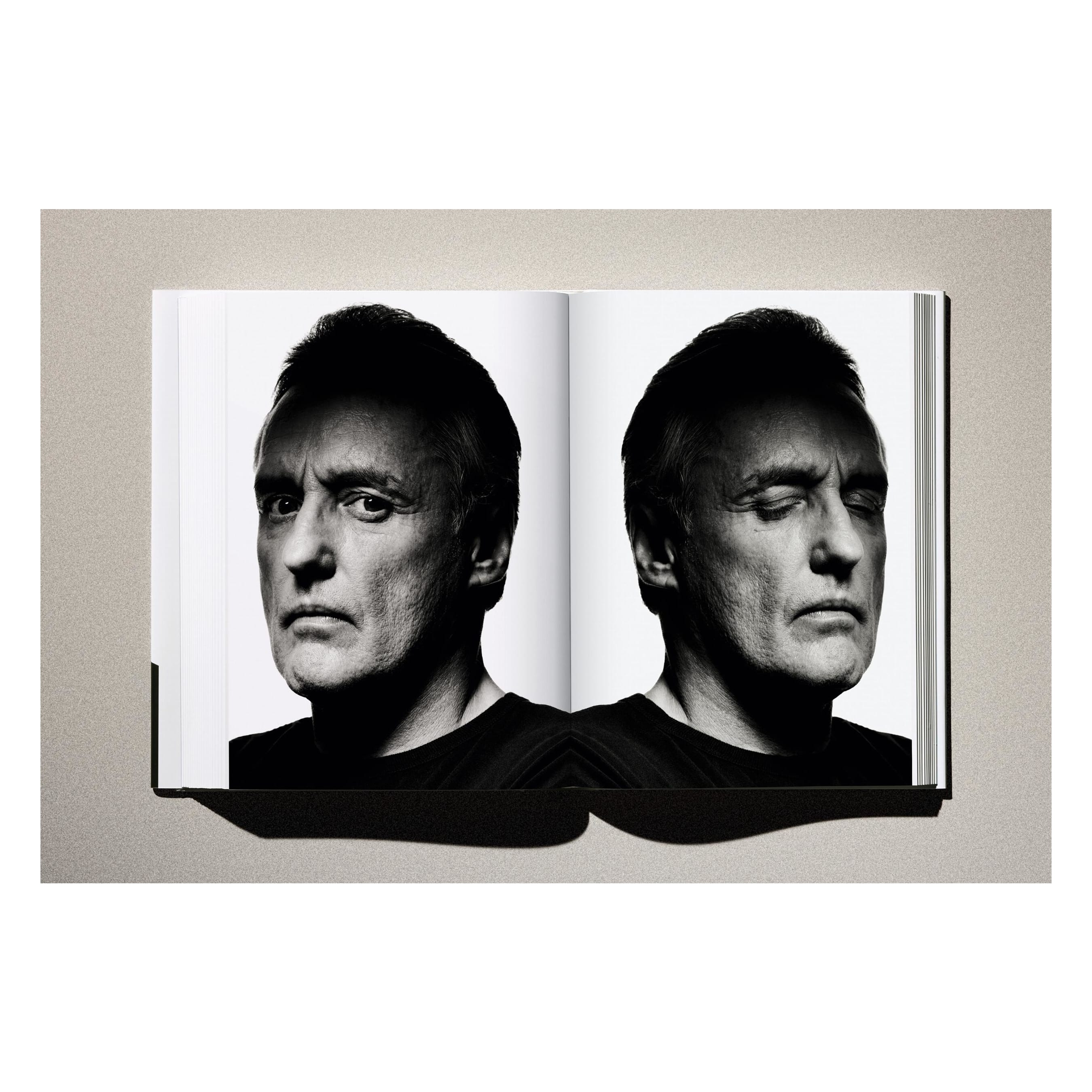Albert Watson. Kaos (German, French, English)