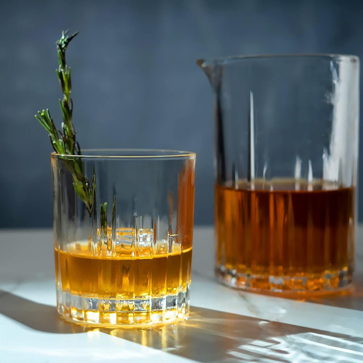 360 Rotating Old Fashioned Glass Set With Mixing Pitchers - POPvault