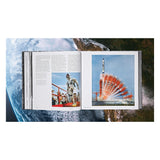 The NASA Archives. 60 Years in Space (English)