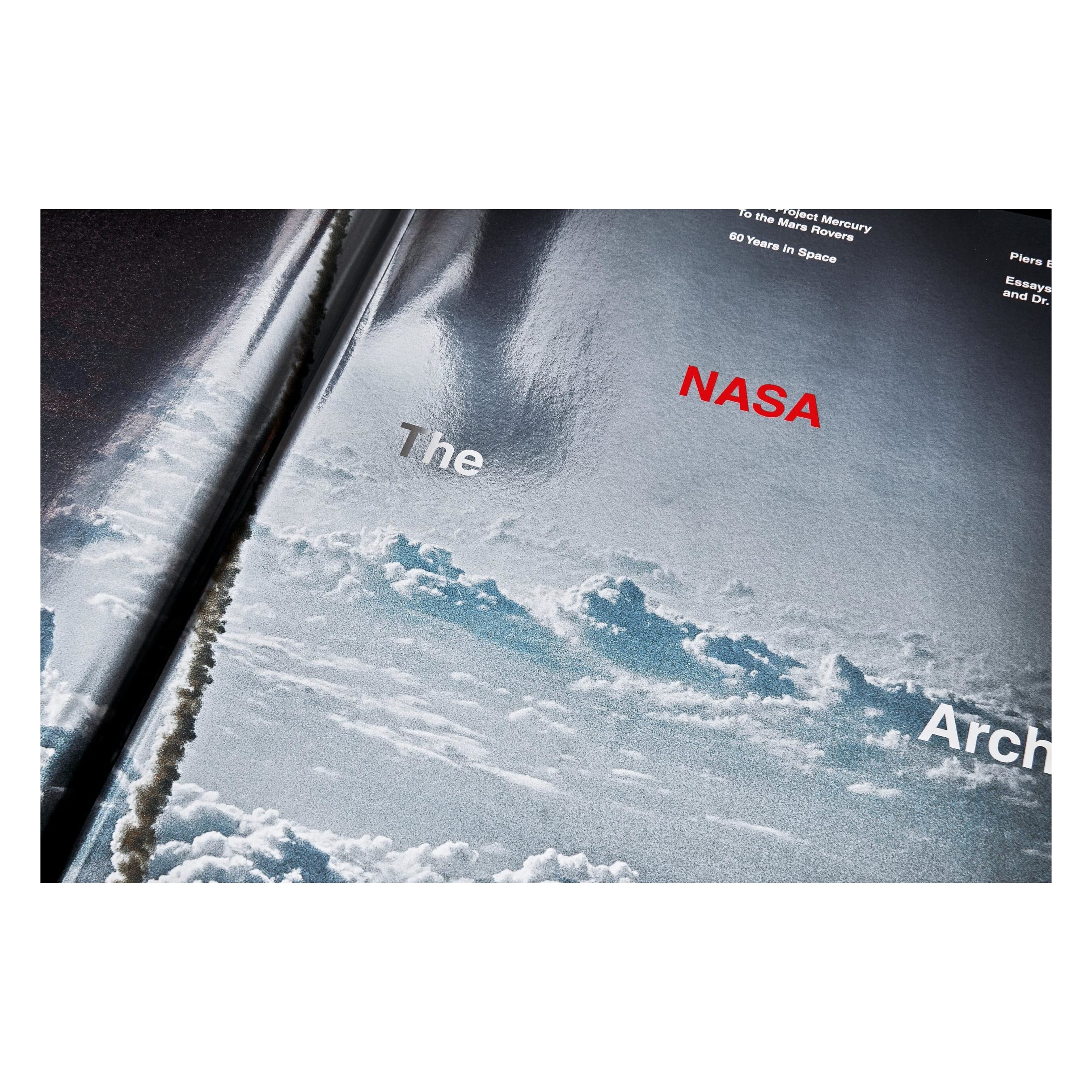 The NASA Archives. 60 Years in Space (English)
