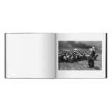 Sebastião Salgado. Kuwait. A Desert on Fire (German, French, English)