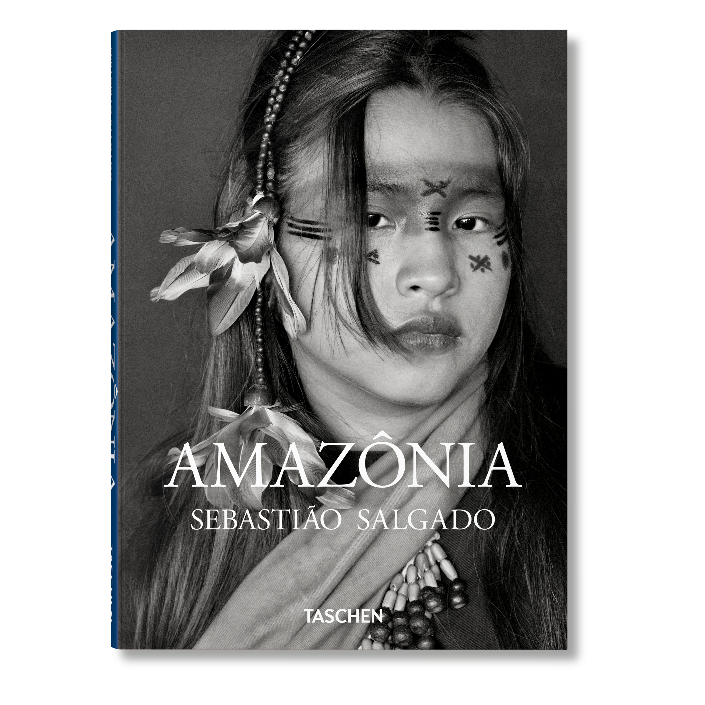 Sebastião Salgado. Amazônia (English)