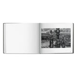 Sebastião Salgado. Kuwait. A Desert on Fire (German, French, English)