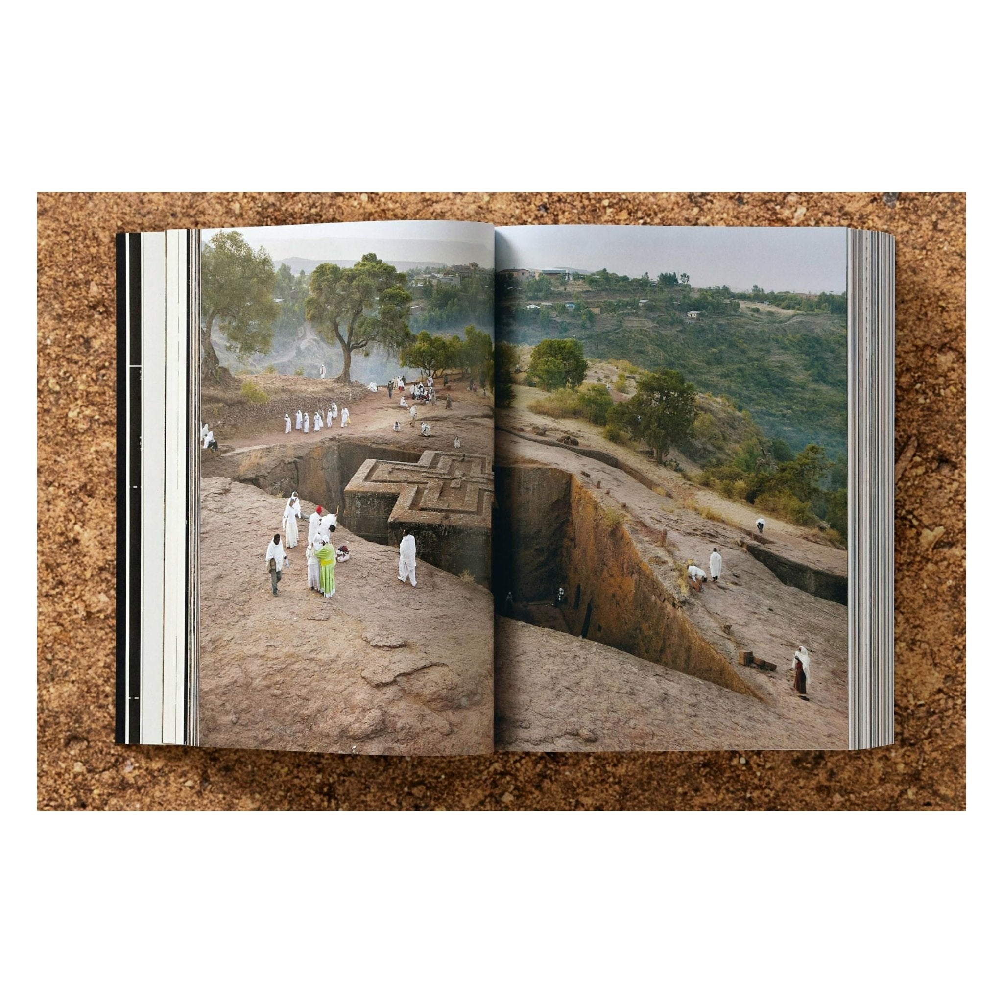 Bjarne Mastenbroek. Dig it! Building Bound to the Ground (English)-POPvault