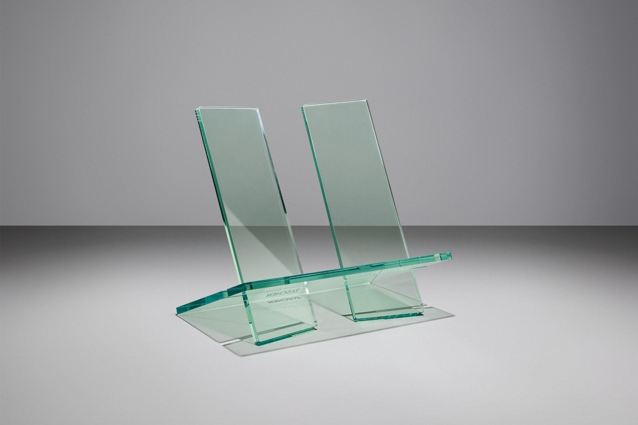 Bookstand. Medium. Crystal Green - POPvault