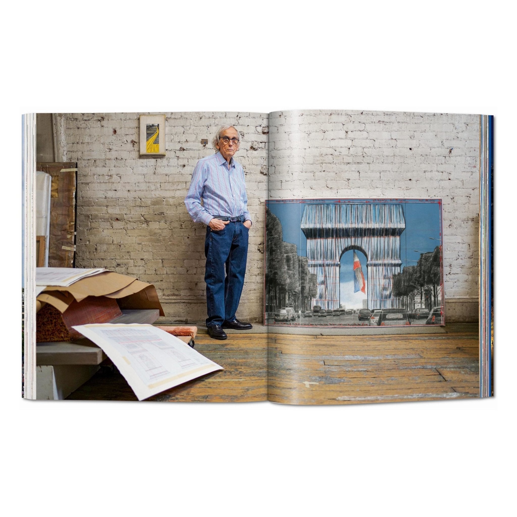 Christo and Jeanne-Claude. L’Arc de Triomphe, Wrapped (German, French, English)-POPvault
