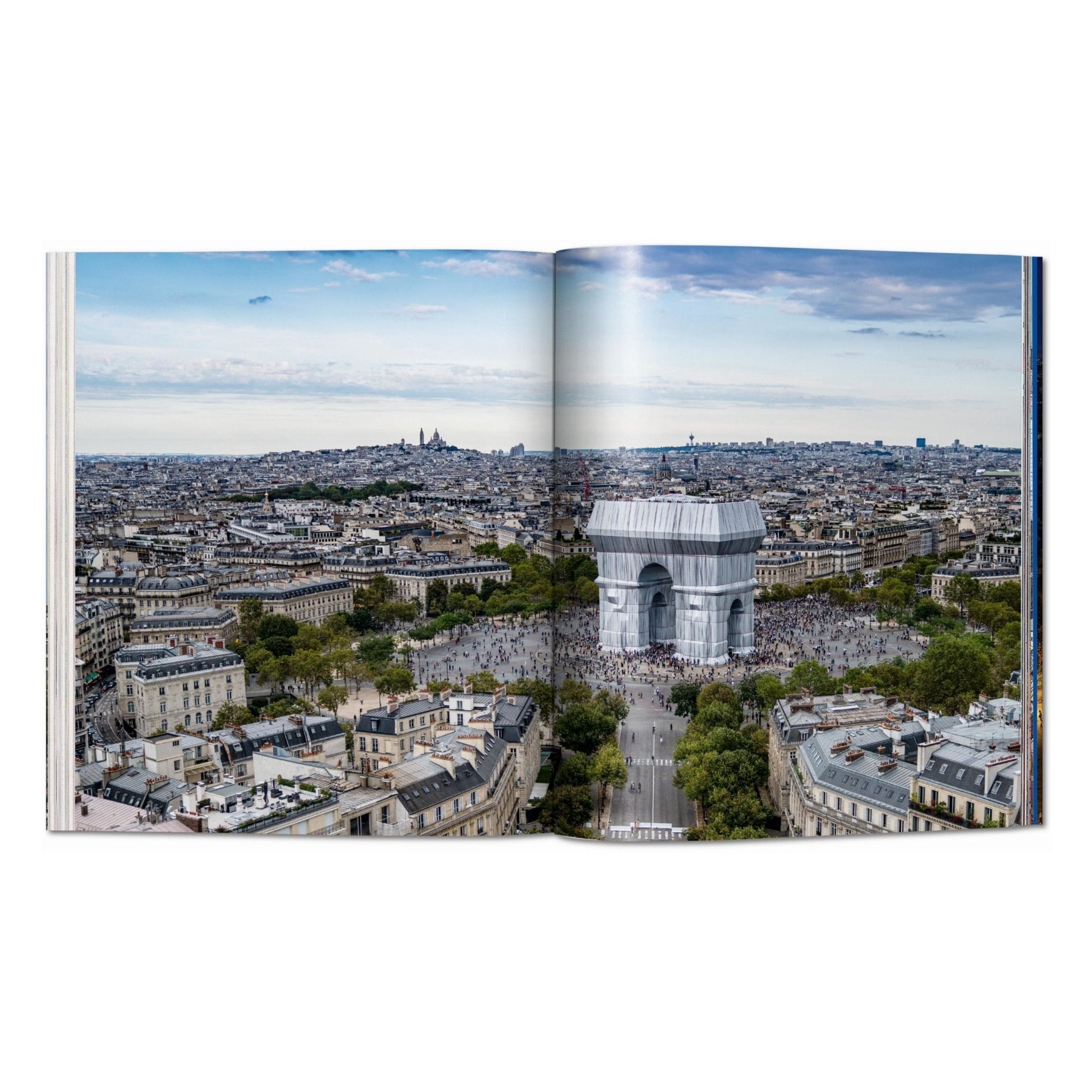 Christo and Jeanne-Claude. L’Arc de Triomphe, Wrapped (German, French, English)-POPvault