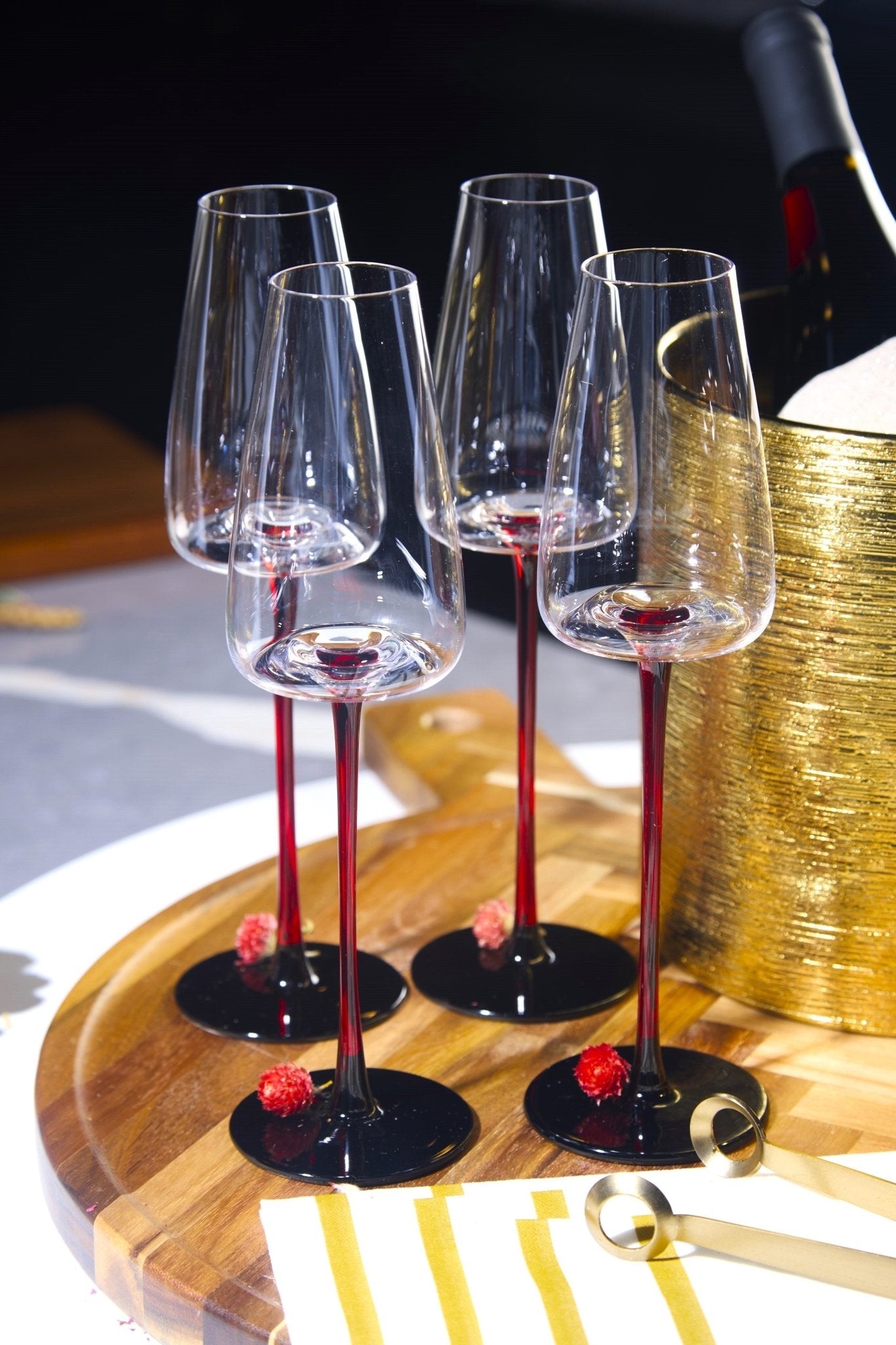Concave Champagne Glasses - 9oz - POPvault