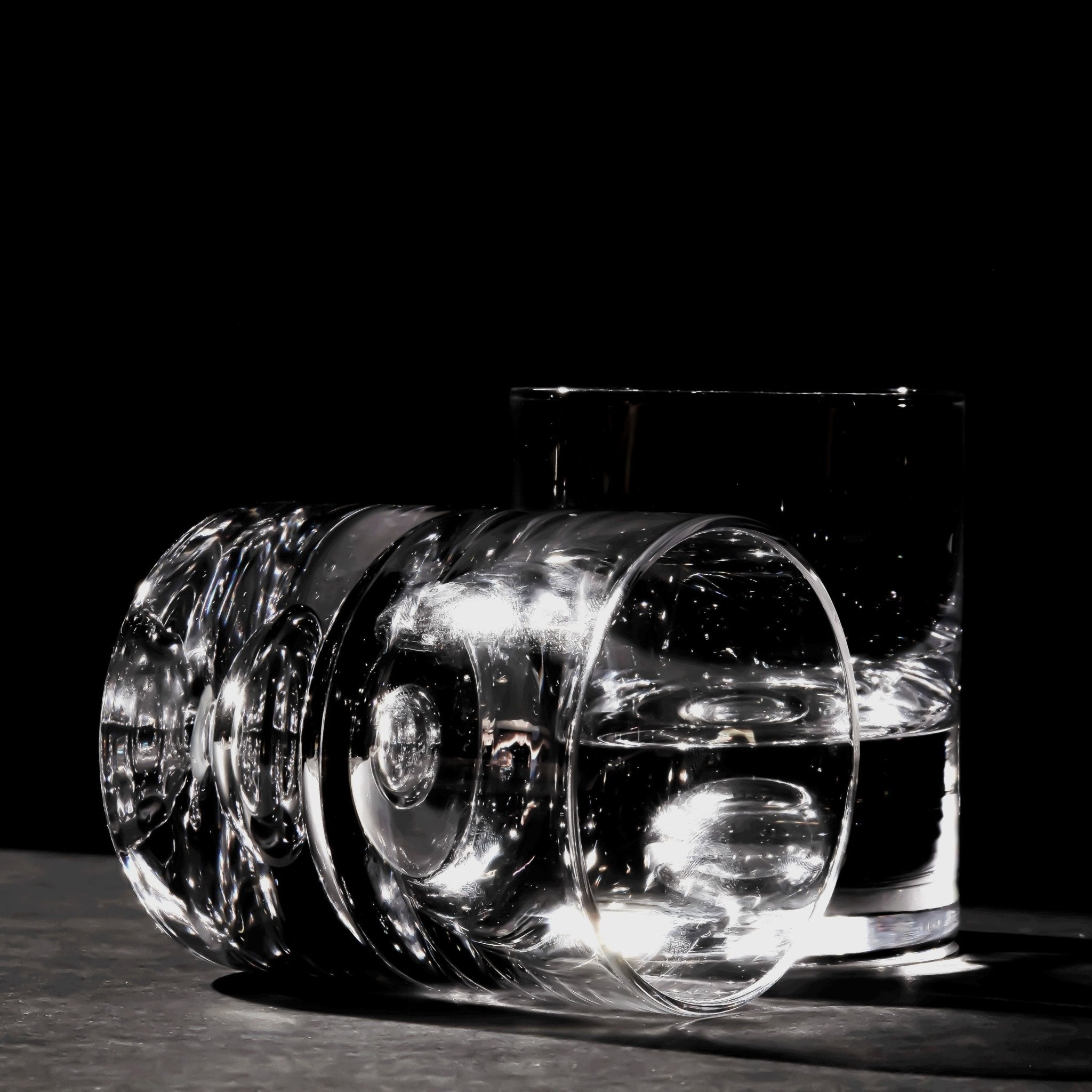 Crystal Bubble Heavy Base Whiskey Glass Tumbler - Set of 4 (9.5oz) - POPvault