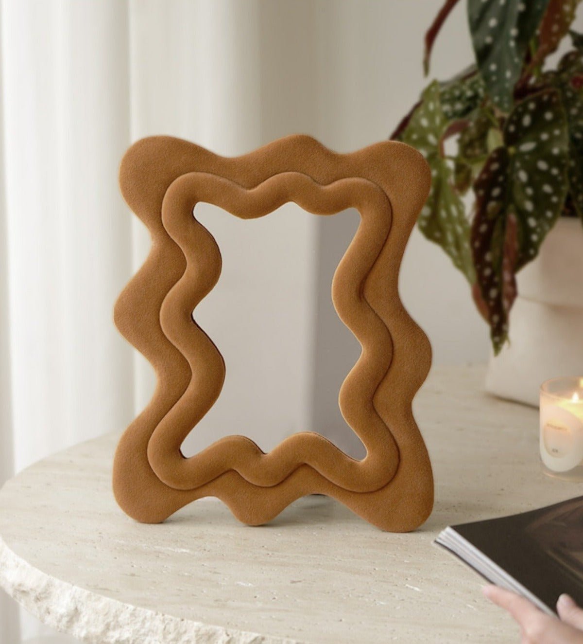 Curvy Velvet Table Top Mirror - POPvault