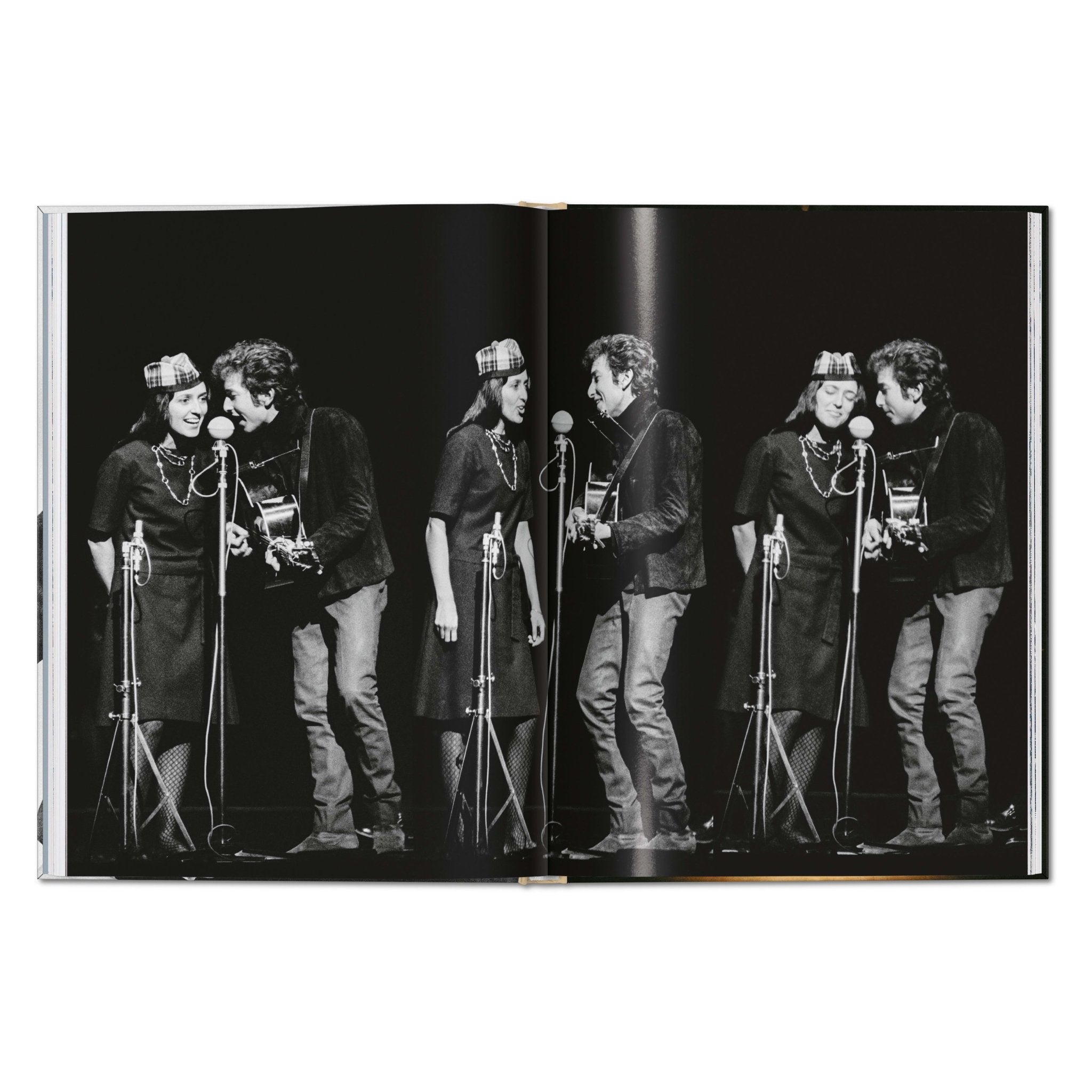 Daniel Kramer. Bob Dylan. A Year and a Day (English)-POPvault