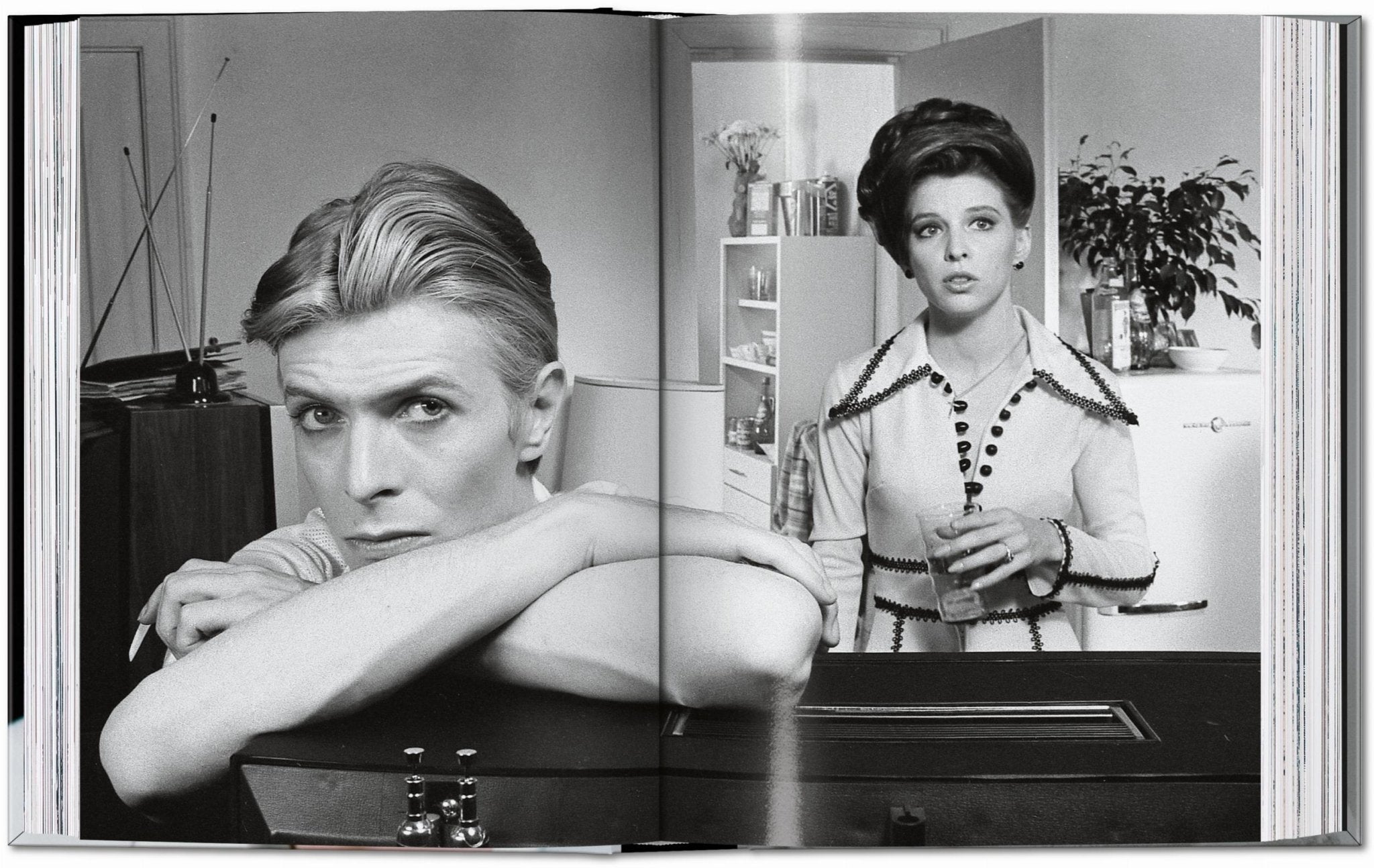 David Bowie. The Man Who Fell to Earth. 40th Ed. (German, French, English) - POPvault