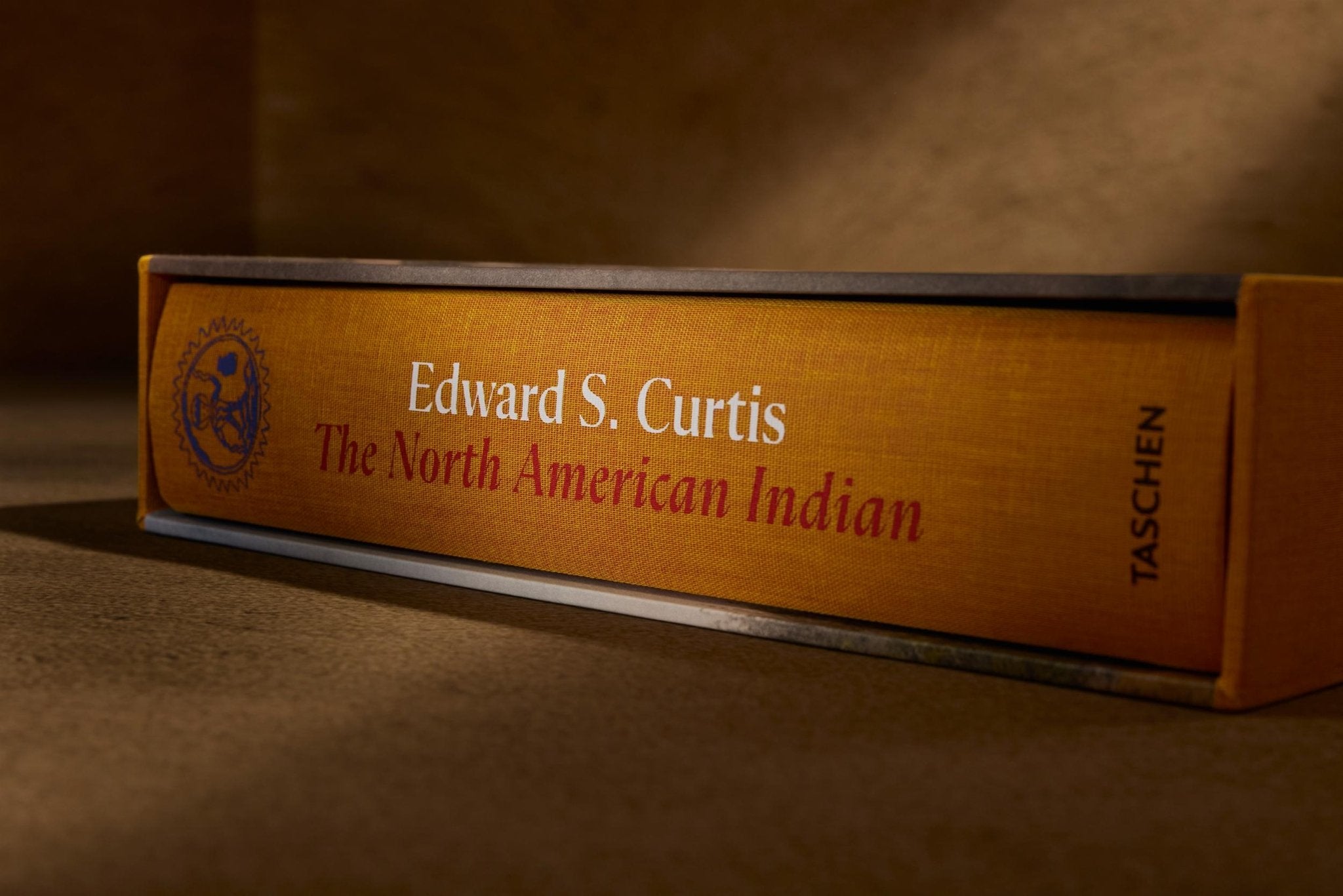 Edward S. Curtis. The North American Indian. The Complete Portfolios (German, French, English) - POPvault