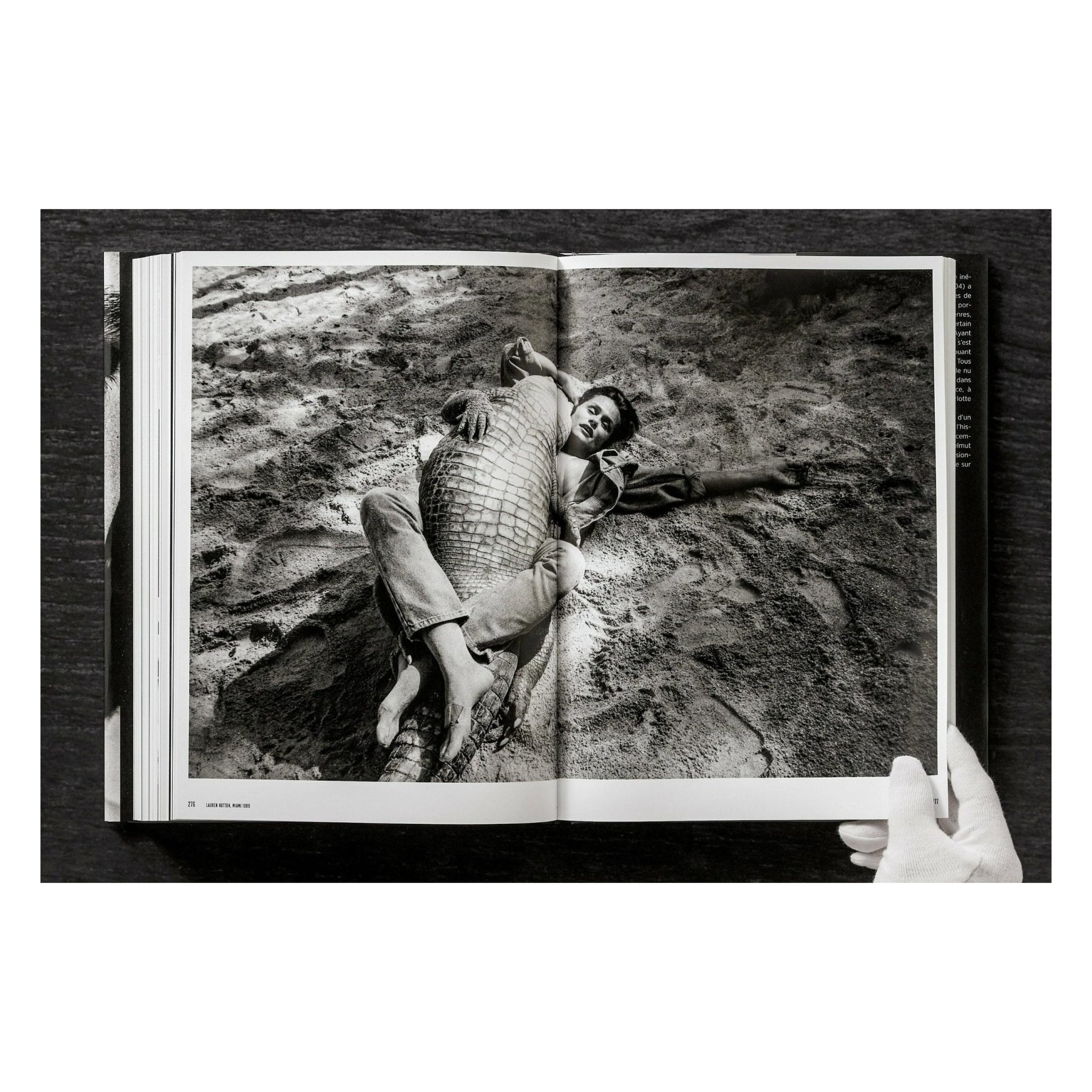Helmut Newton. Legacy (German, French, English)-POPvault