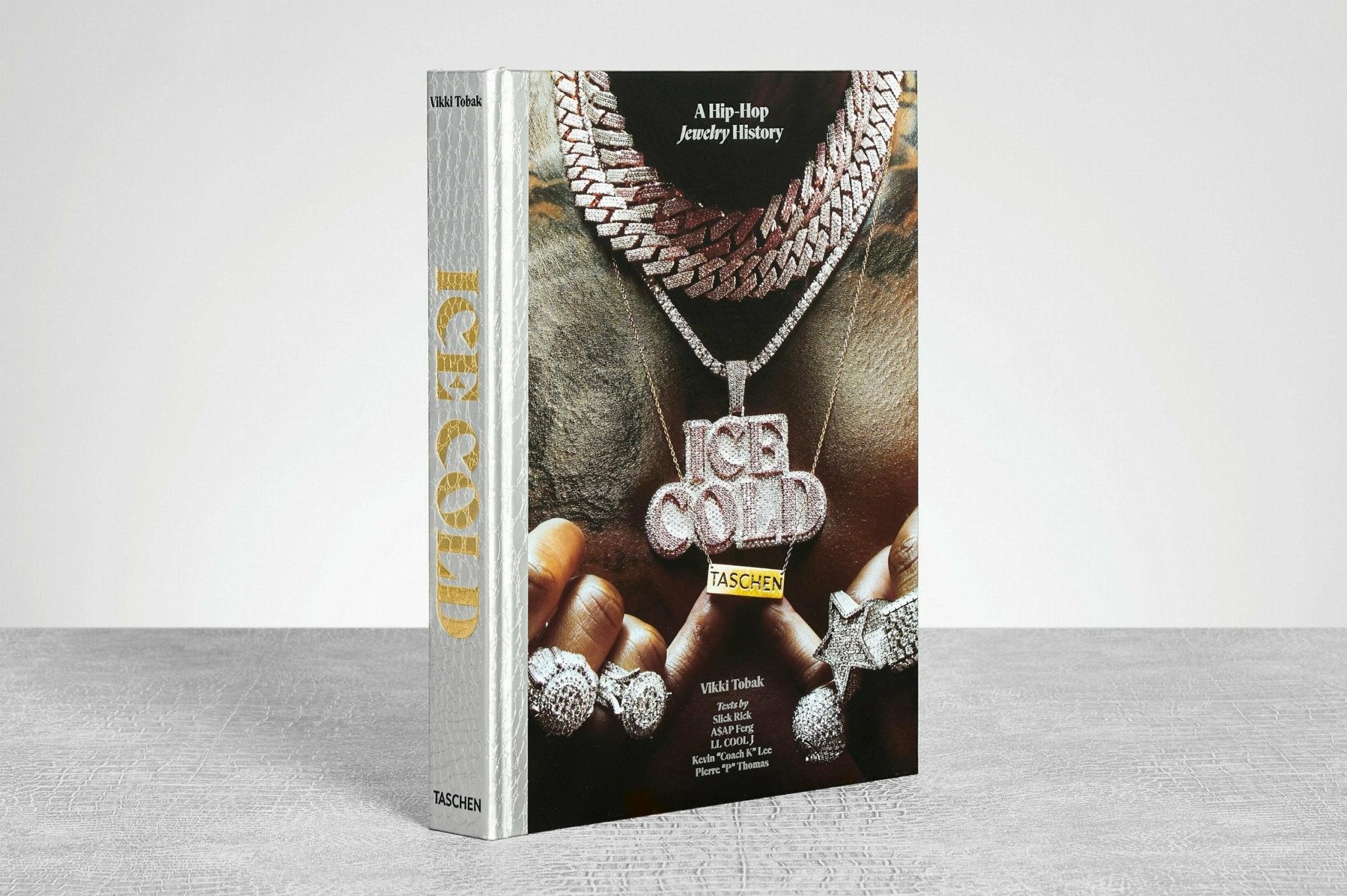 Ice Cold. A Hip - Hop Jewelry History (German, French, English) - POPvault