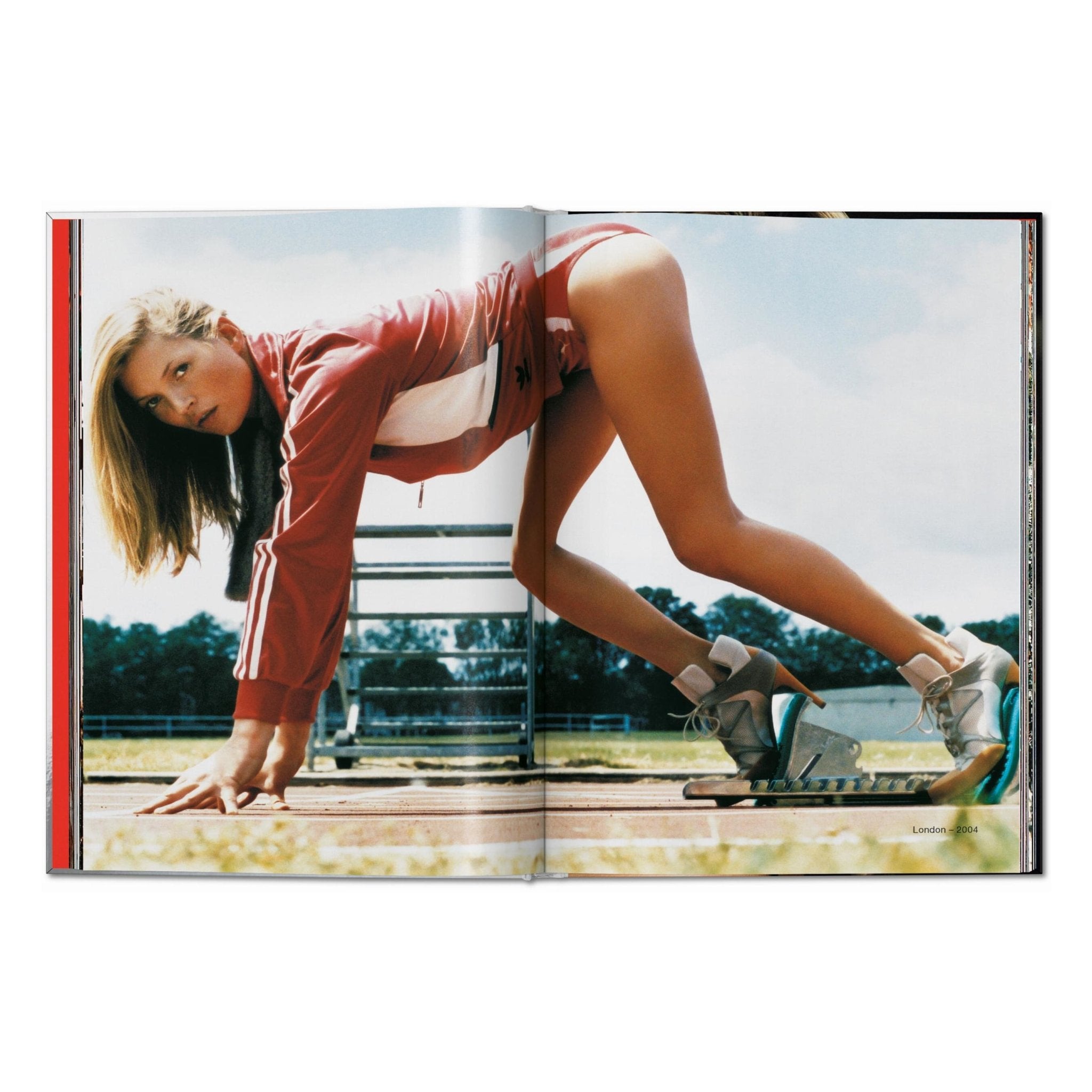 Kate Moss by Mario Testino (English)-POPvault