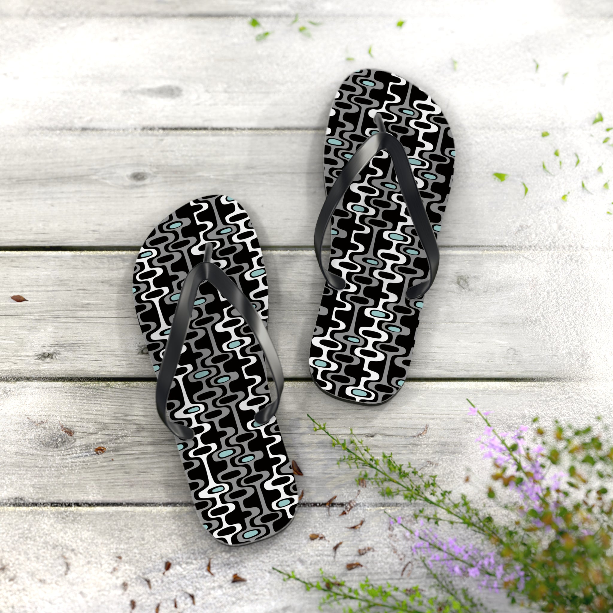 Mid - Century Retro Black Squiggly Wiggly Flip - Flops - POPvault