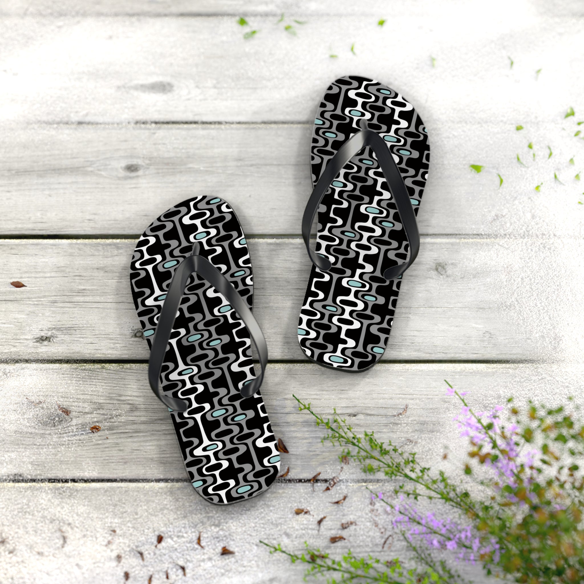 Mid - Century Retro Black Squiggly Wiggly Flip - Flops - POPvault