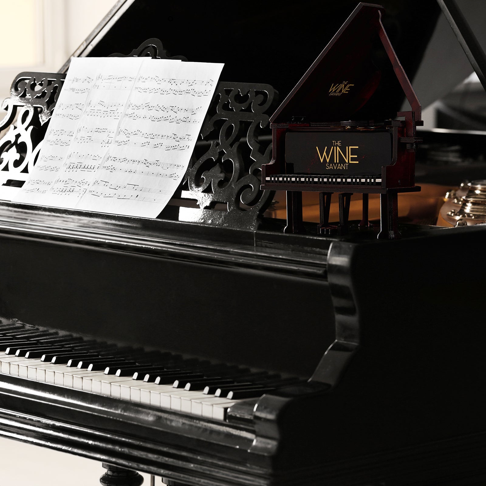 Piano Shaped 25 Oz. Whiskey Decanter With Gift Box - POPvault