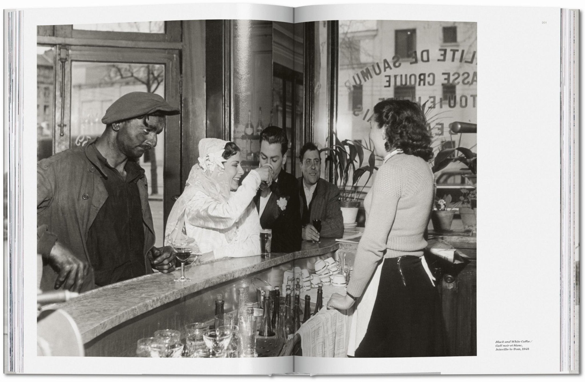 Robert Doisneau. Paris (German, French, English) - POPvault
