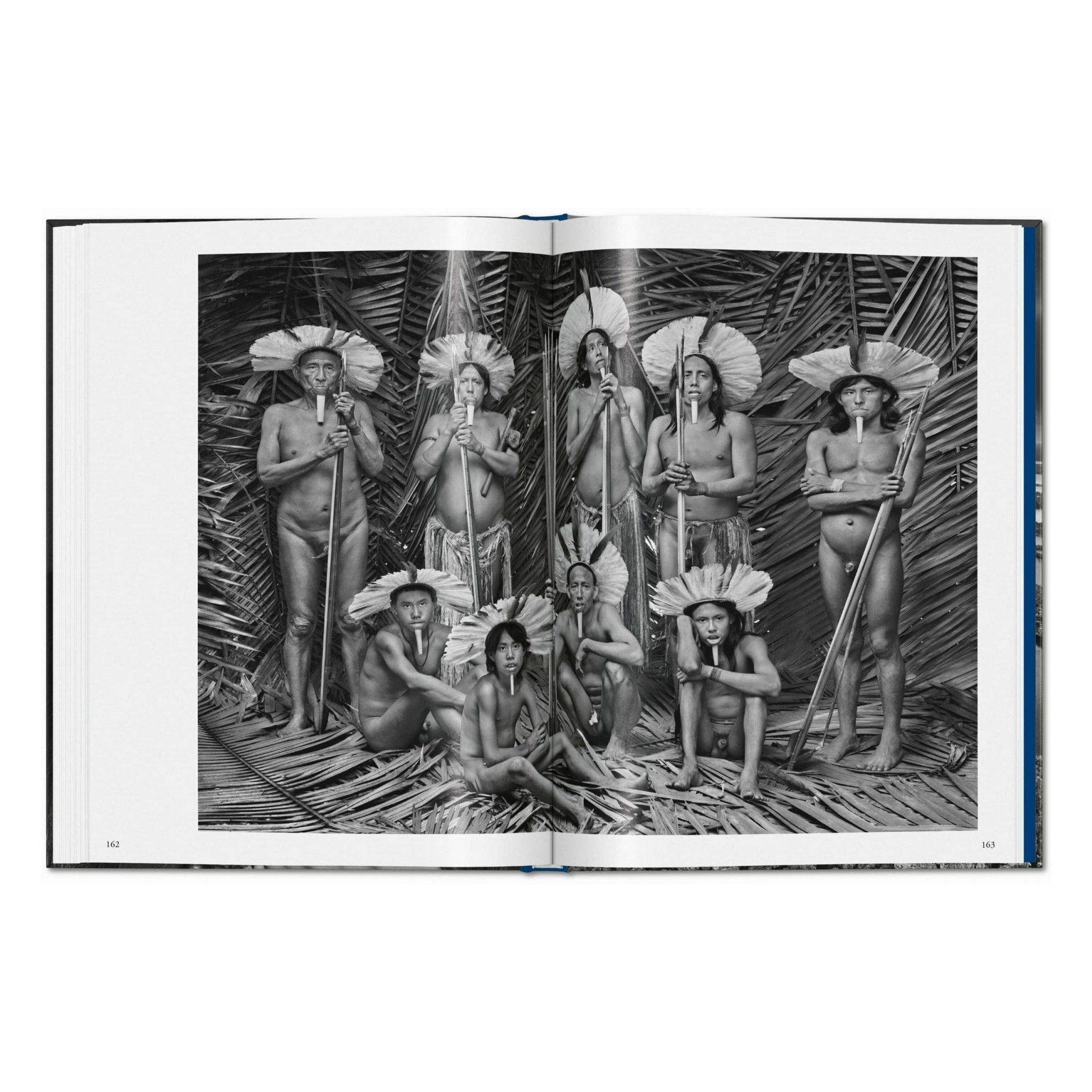 Sebastião Salgado. Amazônia (English)-POPvault