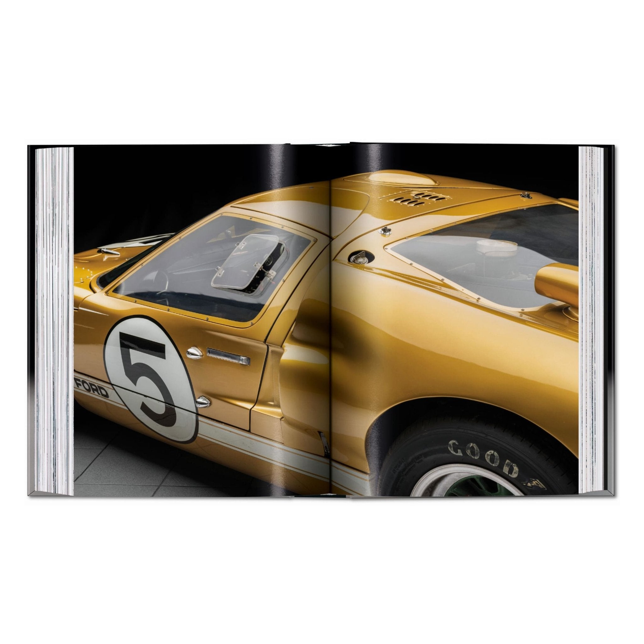 Sports Cars. 45th Ed. (English)-POPvault