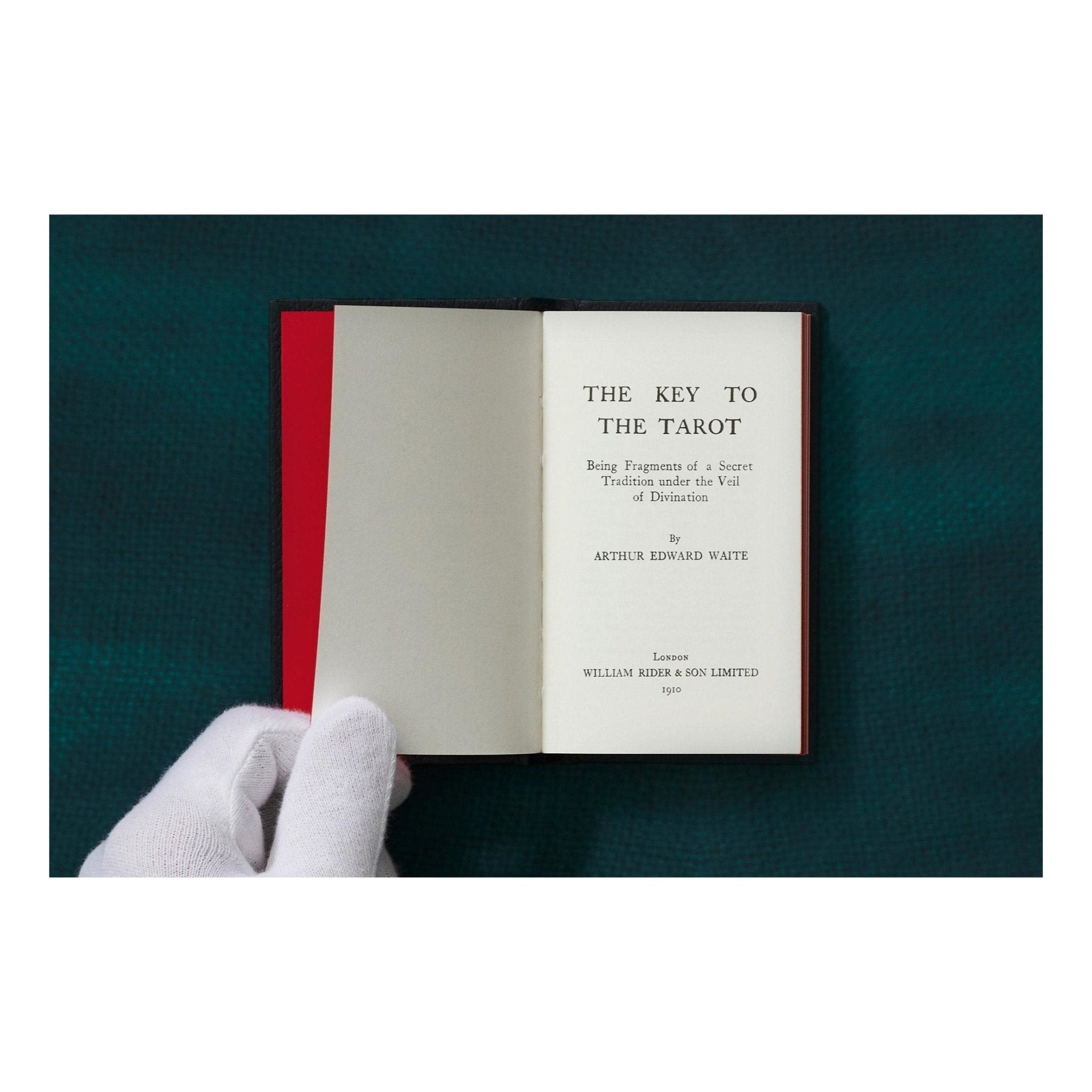 The Tarot of A. E. Waite and P. Colman Smith (English)-POPvault