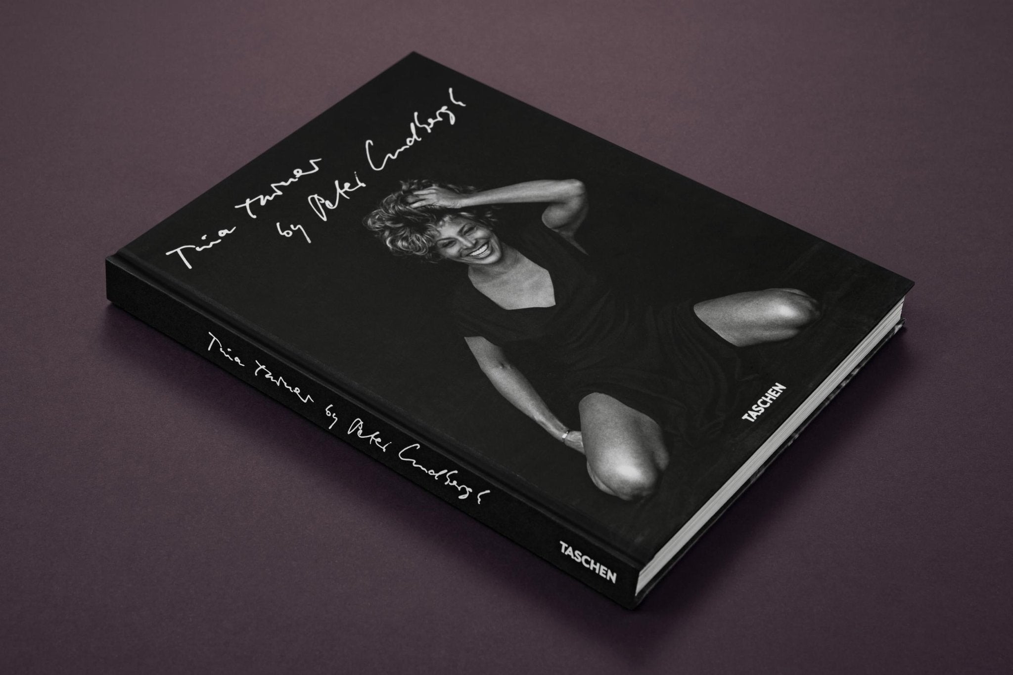 Tina Turner by Peter Lindbergh (German, French, English) - POPvault