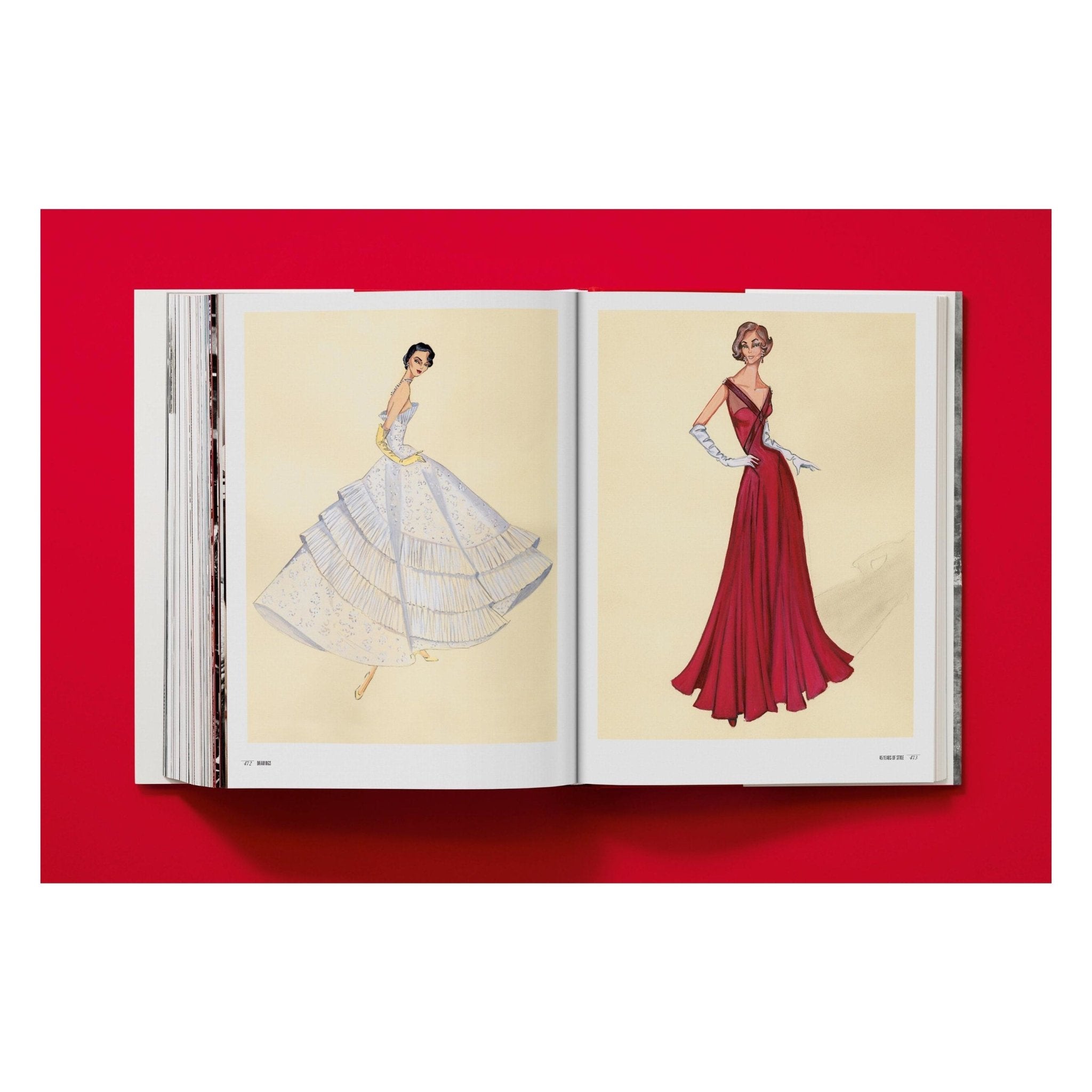 Valentino. A Grand Italian Epic (English)-POPvault